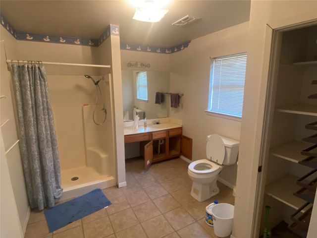 1604 5th Street, Goldthwaite, TX 76844