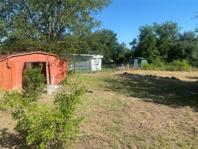 1604 5th Street, Goldthwaite, TX 76844