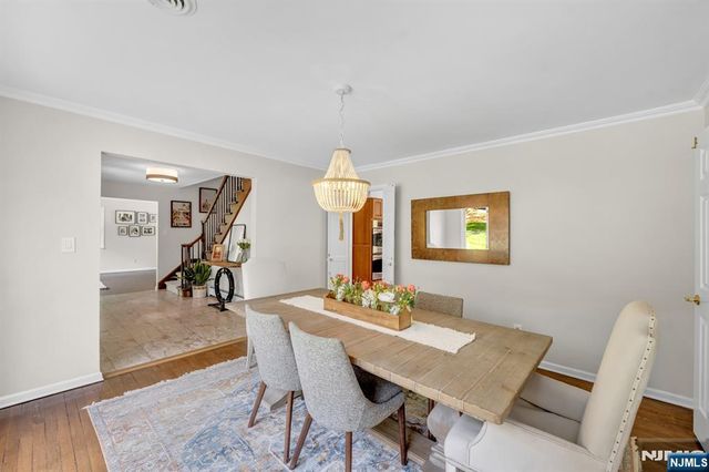 558 W Saddle River Road, Upper Saddle River, NJ 07458
