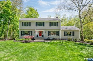558 W Saddle River Road, Upper Saddle River, NJ 07458
