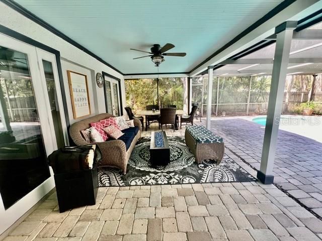834 HILLSIDE DRIVE, Palm Harbor, FL 34683