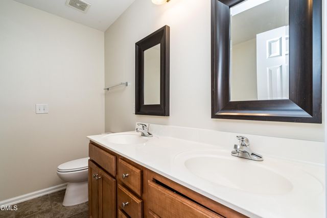 1010 Mica Lamp Court, Apex, NC 27502