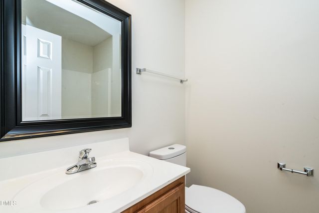 1010 Mica Lamp Court, Apex, NC 27502