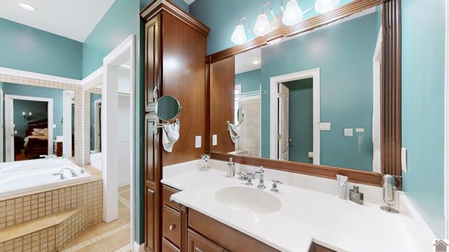 1220 masters dr, Mayfield, KY 42066