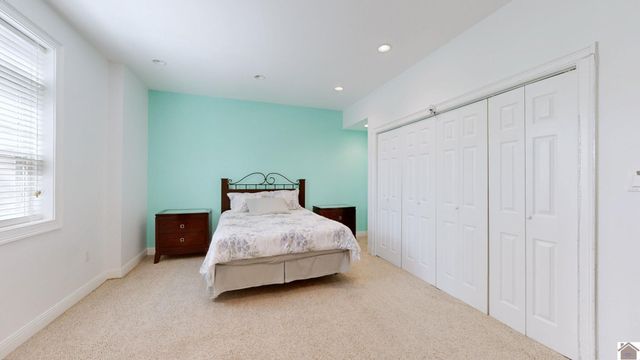 1220 masters dr, Mayfield, KY 42066