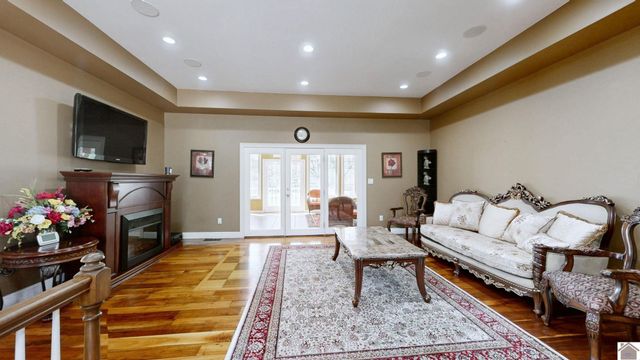 1220 masters dr, Mayfield, KY 42066