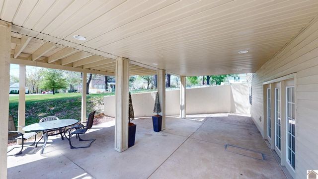 1220 masters dr, Mayfield, KY 42066