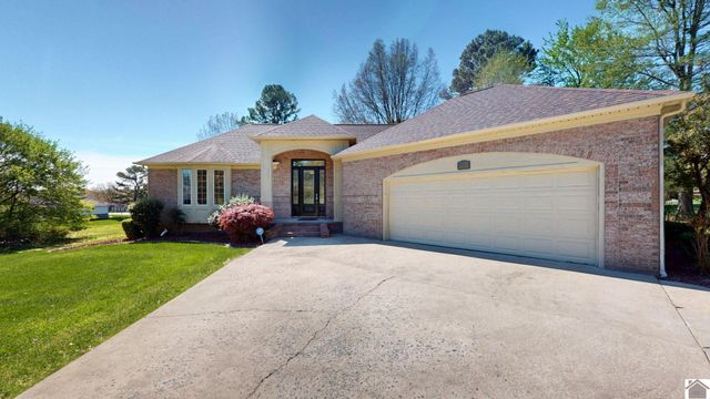 1220 masters dr, Mayfield, KY 42066