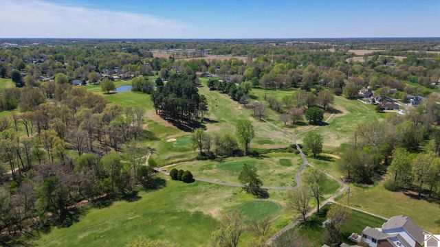 1220 masters dr, Mayfield, KY 42066