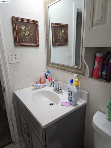 1409 Pennsylvania, Richmond, CA 94801