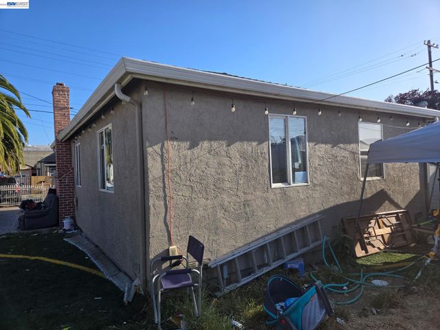 1409 Pennsylvania, Richmond, CA 94801