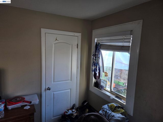 1409 Pennsylvania, Richmond, CA 94801