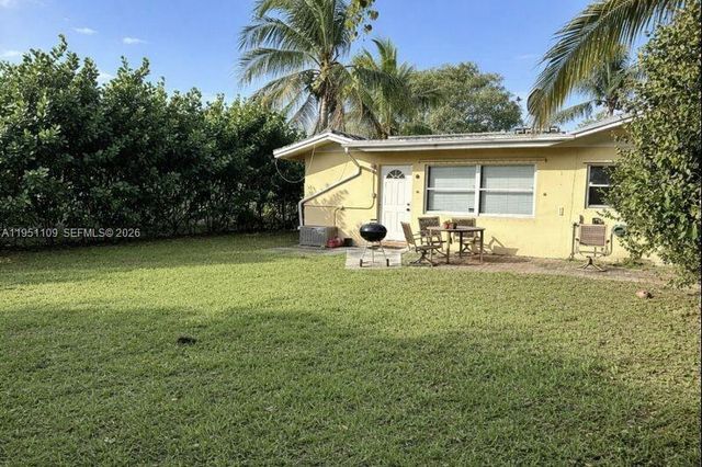 3809 NW 84th Ave, Coral Springs, FL 33065