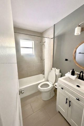 3809 NW 84th Ave, Coral Springs, FL 33065