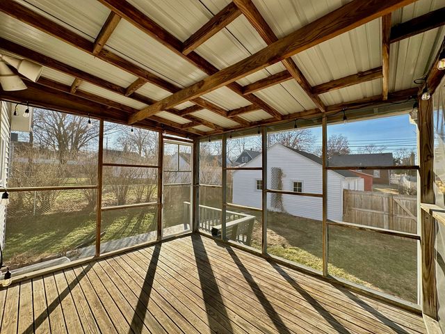 3102 Fair Avenue, Davenport, IA 52803