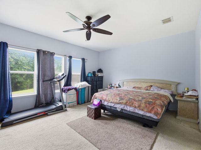 1089 Cove Hollow Drive, Cedar Hill, TX 75104