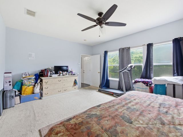 1089 Cove Hollow Drive, Cedar Hill, TX 75104