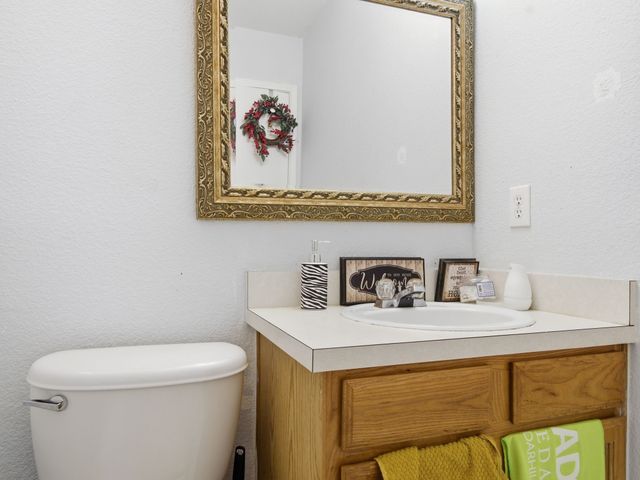 1089 Cove Hollow Drive, Cedar Hill, TX 75104