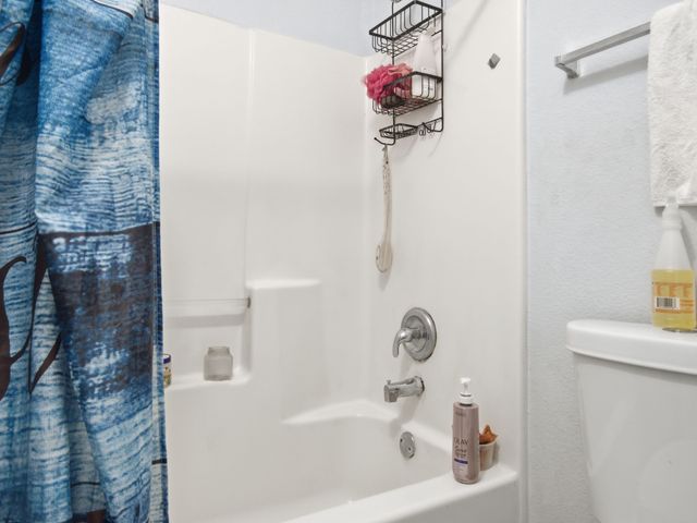 1089 Cove Hollow Drive, Cedar Hill, TX 75104