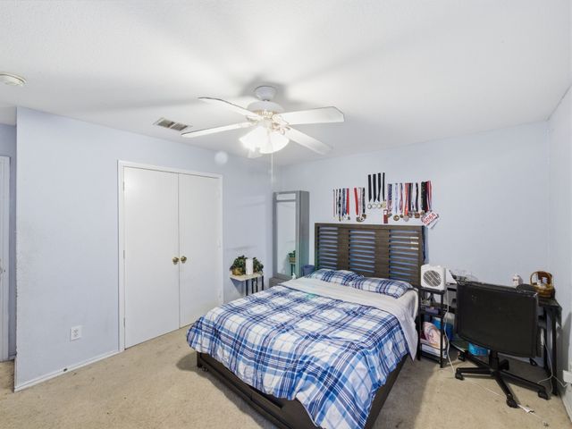 1089 Cove Hollow Drive, Cedar Hill, TX 75104