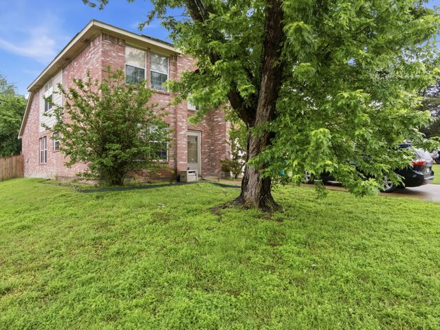 1089 Cove Hollow Drive, Cedar Hill, TX 75104