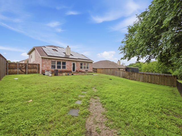 1089 Cove Hollow Drive, Cedar Hill, TX 75104