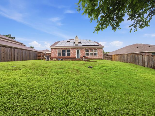 1089 Cove Hollow Drive, Cedar Hill, TX 75104