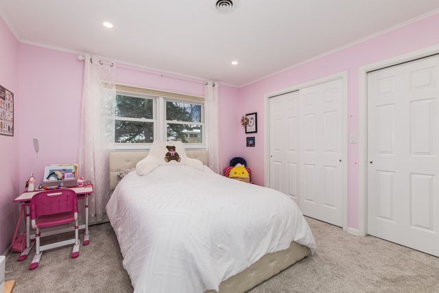 475 Amherst Avenue, Des Plaines, IL 60016