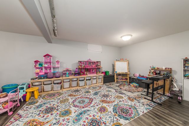 475 Amherst Avenue, Des Plaines, IL 60016