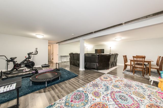 475 Amherst Avenue, Des Plaines, IL 60016