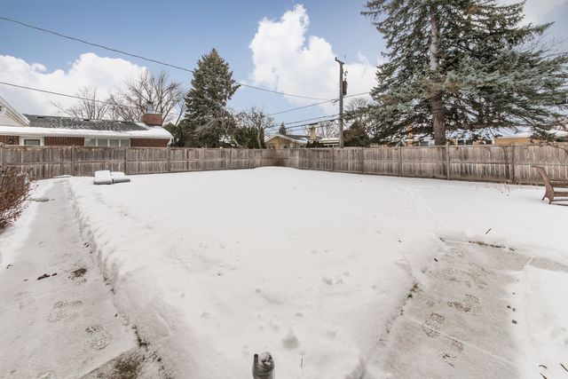 475 Amherst Avenue, Des Plaines, IL 60016