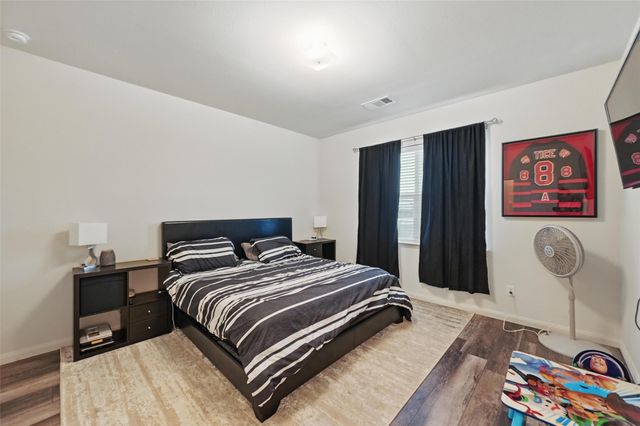 100 Kennedy Drive, Venus, TX 76084