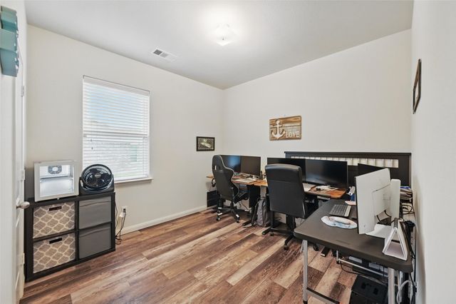 100 Kennedy Drive, Venus, TX 76084