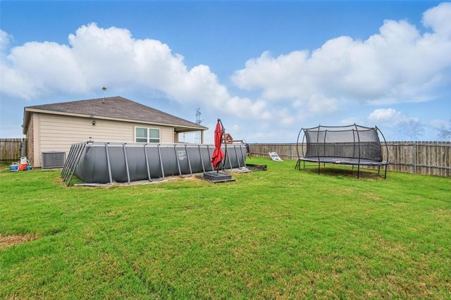 100 Kennedy Drive, Venus, TX 76084
