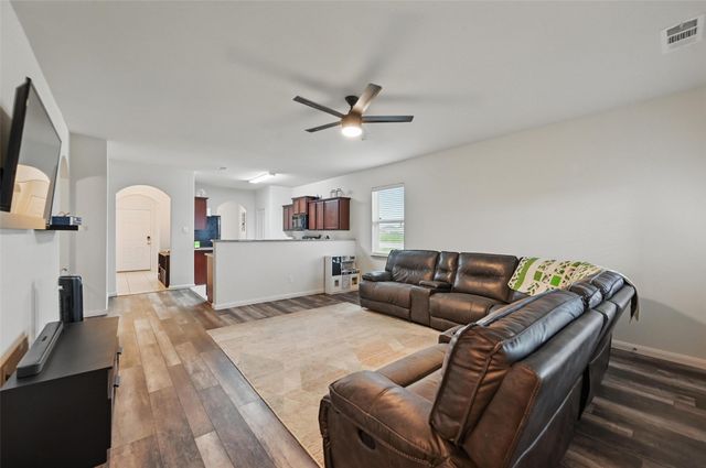 100 Kennedy Drive, Venus, TX 76084