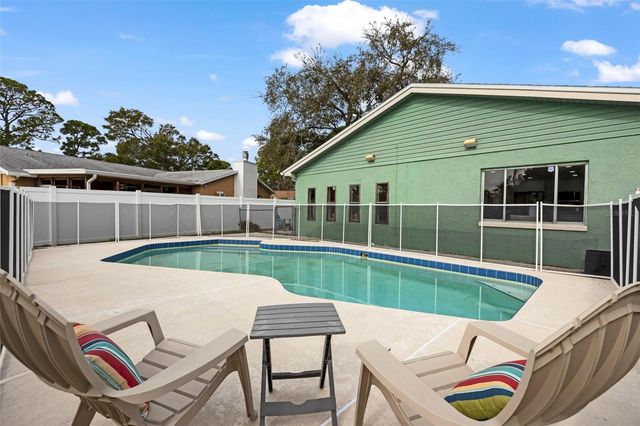 6803 123RD AVENUE, Largo, FL 33773