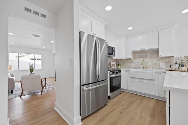 6803 123RD AVENUE, Largo, FL 33773