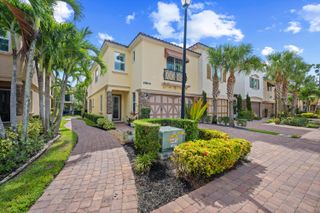 15844 Binks Pointe Terrace, Wellington, FL 33414