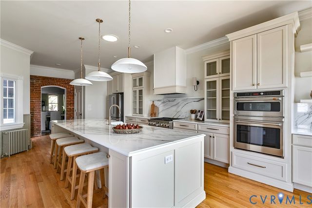 210 N 32nd St, Richmond, VA 23223