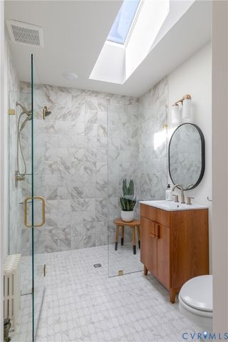 210 N 32nd St, Richmond, VA 23223