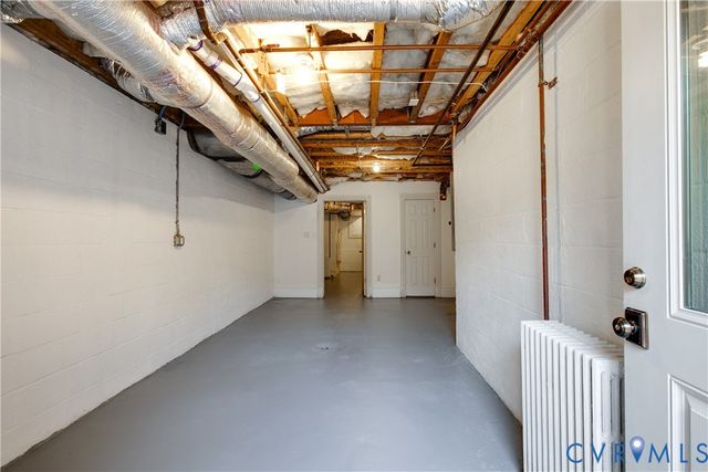 210 N 32nd St, Richmond, VA 23223