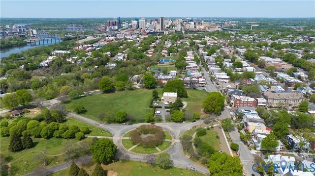 210 N 32nd St, Richmond, VA 23223