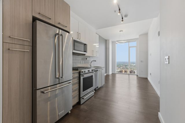 515 Church St Unit 4002, Nashville, TN 37219