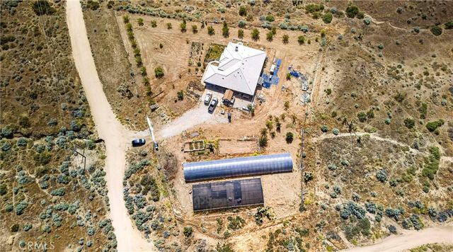 5445 Snow Line, Phelan, CA 92371