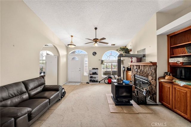 5445 Snow Line, Phelan, CA 92371