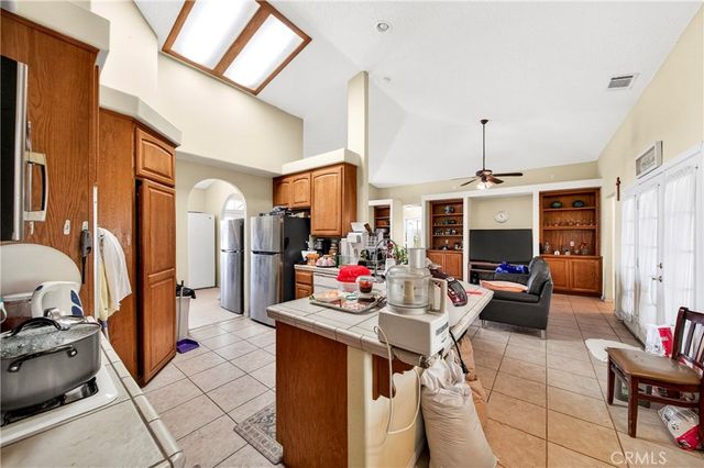 5445 Snow Line, Phelan, CA 92371