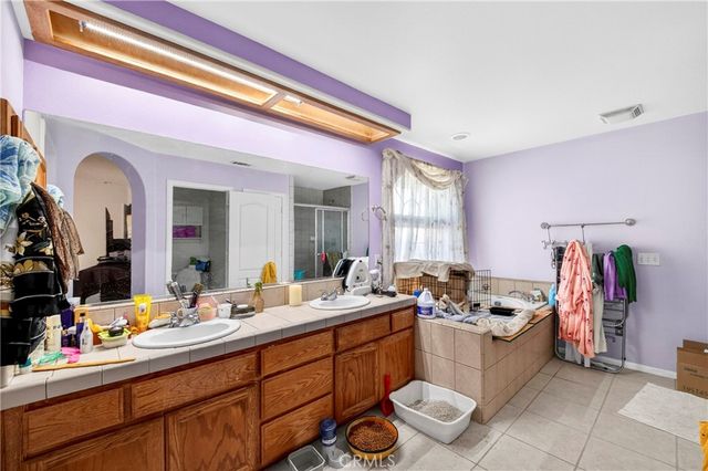 5445 Snow Line, Phelan, CA 92371