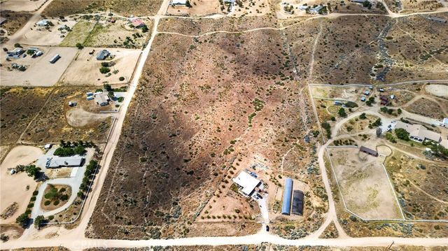 5445 Snow Line, Phelan, CA 92371