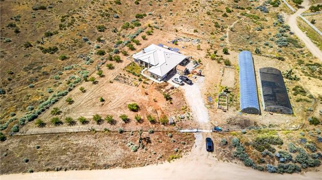 5445 Snow Line, Phelan, CA 92371