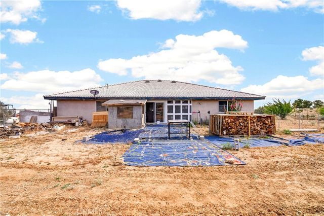 5445 Snow Line, Phelan, CA 92371